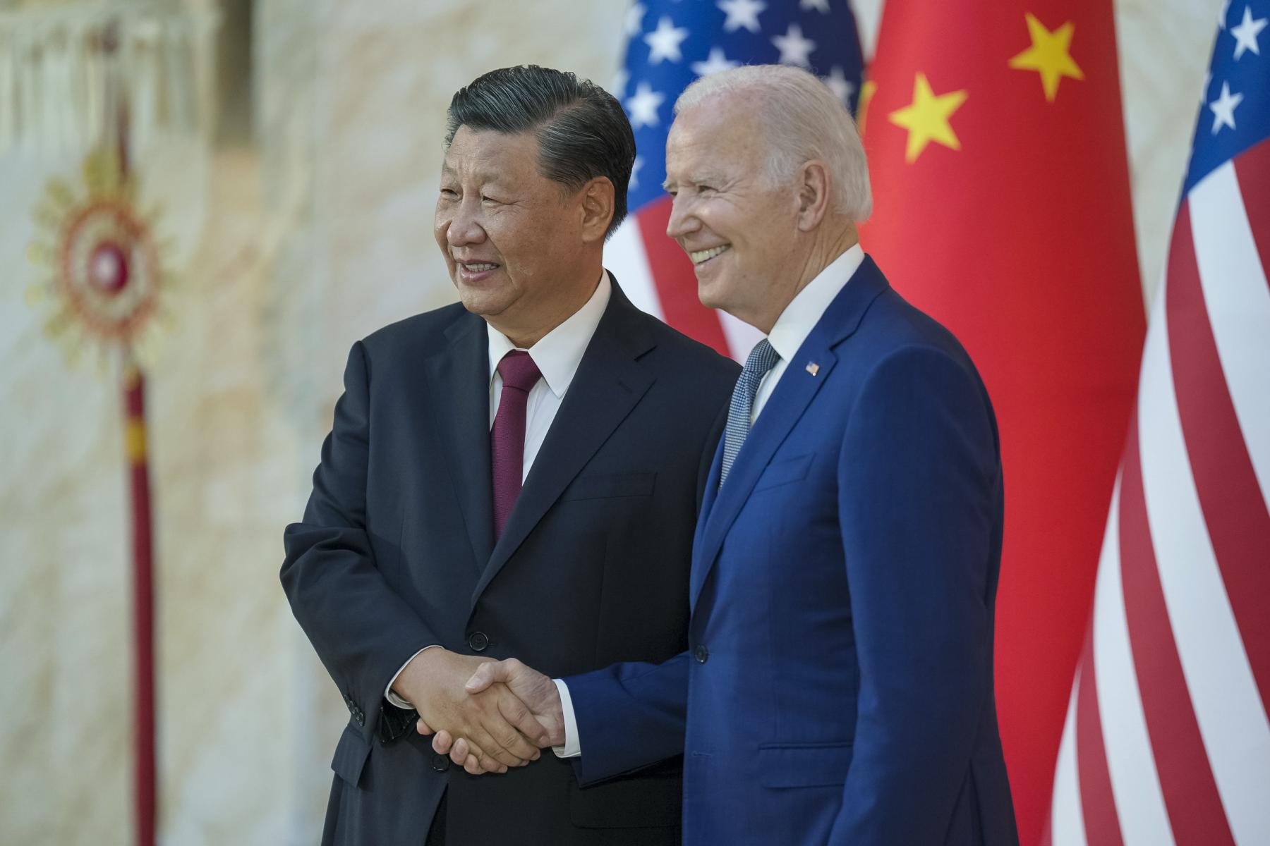 President_Biden_met_with_President_Xi_of_the_PRC_before_the_2022_G20_Bali_Summit_White-House-Public-domain-Wikimedia-Commons.jpg
