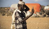Man with a phone - Vernacular humanitarianisms in a global perspective. Kenya